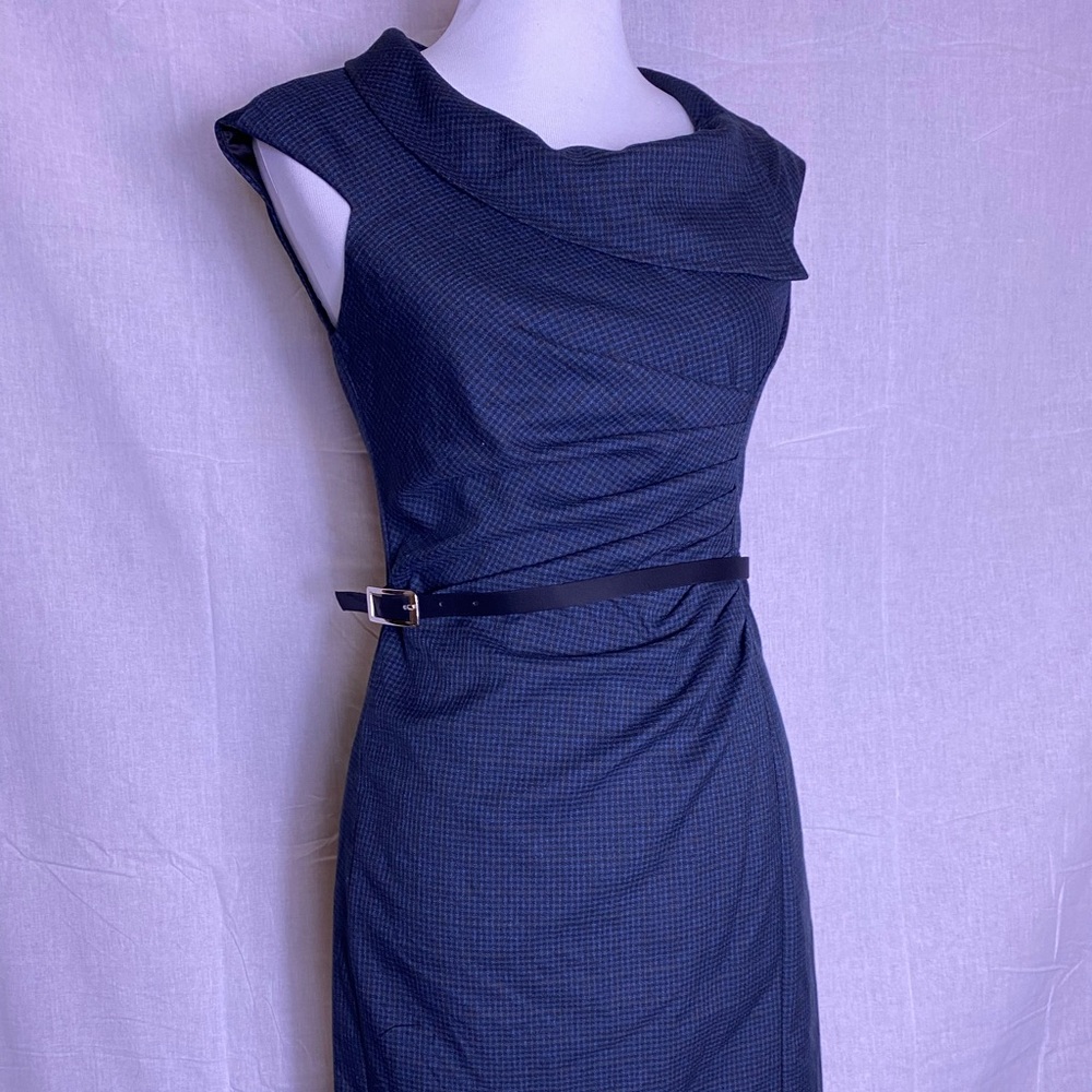 Le chateau business dress